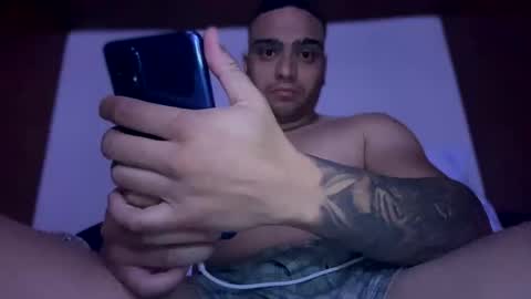 Snapshot of johnjow10 chatting on February 13, 5:37 am JOHN online show from February 13, 5:37 am