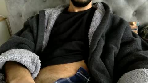 Snapshot of johnniewalker9 chatting on November 22, 11:42 am johnniewalker9 online show from November 22, 11:42 am