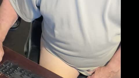 Snapshot of johnno52 chatting on December 1, 12:54 pm johnno52 online show from December 1, 12:54 pm