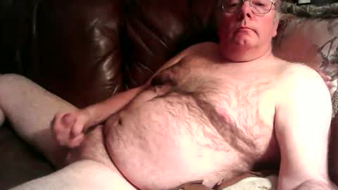 Snapshot of johnny61m chatting on December 4, 7:28 am Johnny online show from December 4, 7:28 am