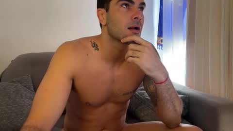 Snapshot of johnny__b0y chatting on February 22, 12:47 pm Johnny b0y online show from February 22, 12:47 pm