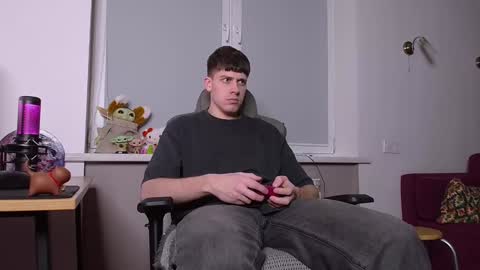 Snapshot of johnny_boom chatting on January 9, 4:17 pm johnny boom online show from January 9, 4:17 pm