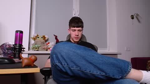 Snapshot of johnny_boom chatting on January 18, 8:40 pm johnny boom online show from January 18, 8:40 pm