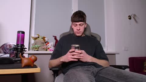 Snapshot of johnny_boom chatting on January 19, 7:58 pm johnny boom online show from January 19, 7:58 pm