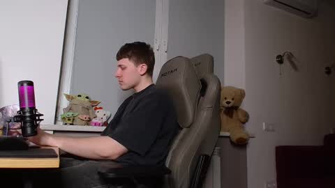 Snapshot of johnny_boom chatting on March 4, 5:13 pm johnny boom online show from March 4, 5:13 pm