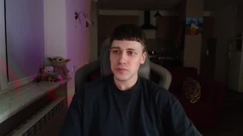 Snapshot of johnny_boom chatting on March 7, 9:27 pm johnny boom online show from March 7, 9:27 pm