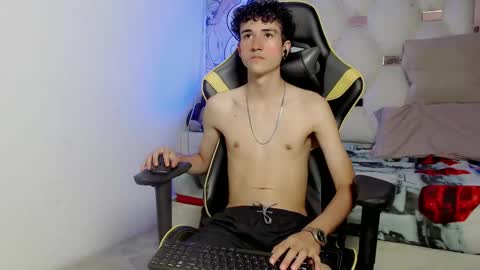 johnny_cagee online show from September 26, 4:05 am