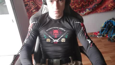 Snapshot of johnny_positive chatting on November 1, 9:22 am Johnny online show from November 1, 9:22 am