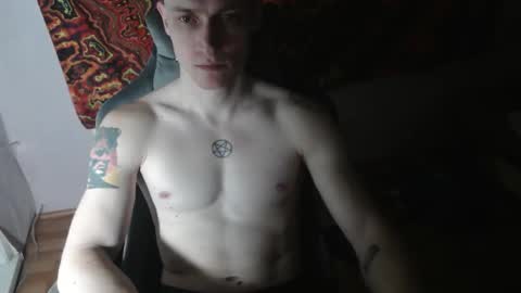 Snapshot of johnny_positive chatting on November 5, 4:29 pm Johnny online show from November 5, 4:29 pm