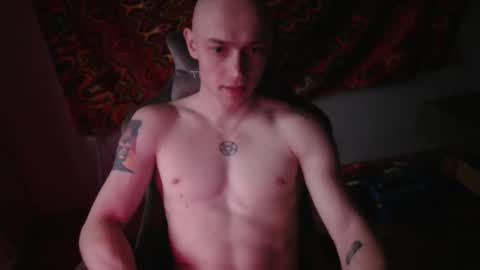 Snapshot of johnny_positive chatting on November 7, 5:29 am Johnny online show from November 7, 5:29 am