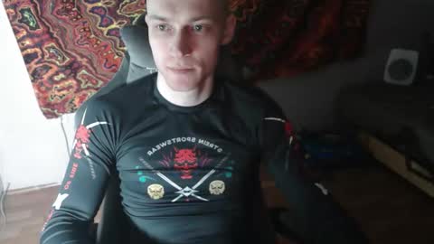 Snapshot of johnny_positive chatting on November 8, 6:29 pm Johnny online show from November 8, 6:29 pm