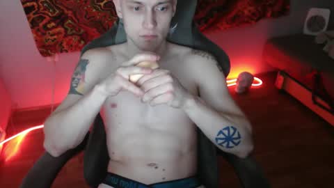 Snapshot of johnny_positive chatting on November 12, 3:45 pm Johnny online show from November 12, 3:45 pm