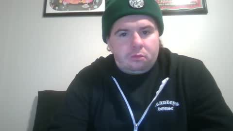 Snapshot of johnnyb1118 chatting on January 30, 6:56 am johnnyb1118 online show from January 30, 6:56 am