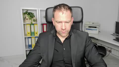 Snapshot of johnnydough82 chatting on December 25, 5:26 am johnnydough82 online show from December 25, 5:26 am