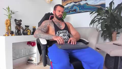 JOHNNY online show from February 16, 10:06 pm