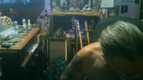 johnnyshung1 online show from November 29, 6:55 pm