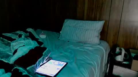 Snapshot of johnpaulkent82 chatting on September 17, 4:52 pm johnpaulkent82 online show from September 17, 4:52 pm