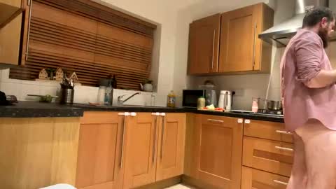 JohnThomasBWC online show from November 12, 11:36 pm