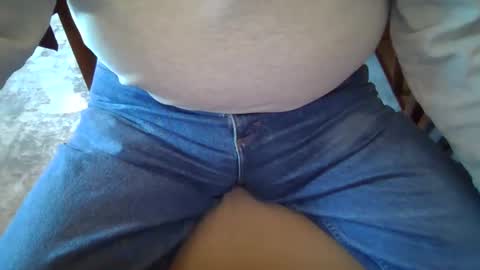 Snapshot of johnxxx549 chatting on November 17, 12:44 pm johnxxx549 online show from November 17, 12:44 pm