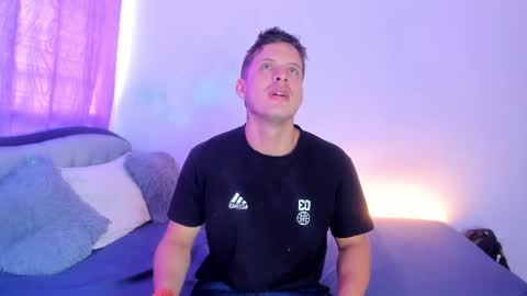 johnycooper08 online show from July 9, 12:31 pm