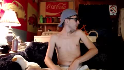 Snapshot of johstondude chatting on June 7, 1:54 am Johston online show from June 7, 1:54 am