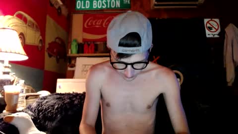 Snapshot of johstondude chatting on June 15, 2:25 am Johston online show from June 15, 2:25 am