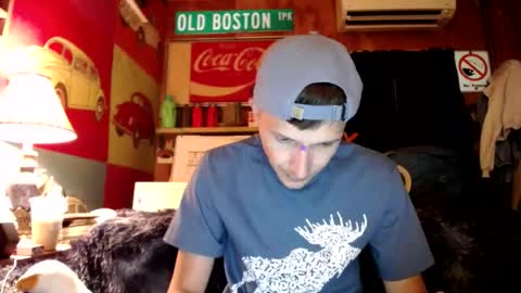 Snapshot of johstondude chatting on June 20, 6:38 am Johston online show from June 20, 6:38 am