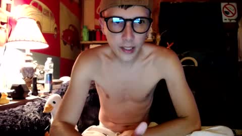 Snapshot of johstondude chatting on June 25, 6:51 am Johston online show from June 25, 6:51 am