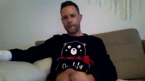 Snapshot of jojo19844 chatting on November 21, 6:01 am jojo19844 online show from November 21, 6:01 am