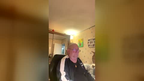 jojo60000529566 online show from February 25, 6:34 am