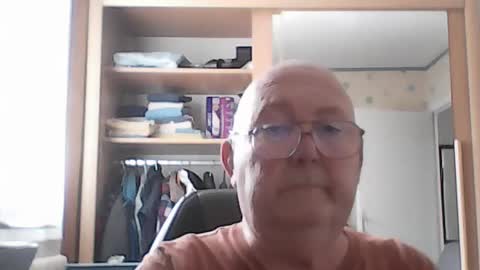 jojo60000529566 online show from June 15, 11:23 am