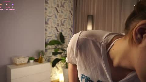 Aurora online show from April 8, 1:38 am