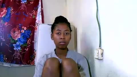 joliekah27 online show from January 22, 8:51 am