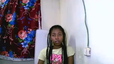 joliekah27 online show from January 24, 6:35 pm