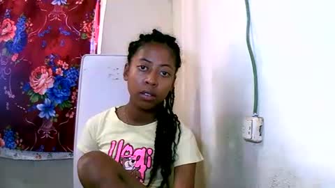 joliekah27 online show from January 25, 6:45 am