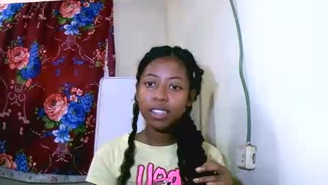 joliekah27 online show from January 26, 4:20 am