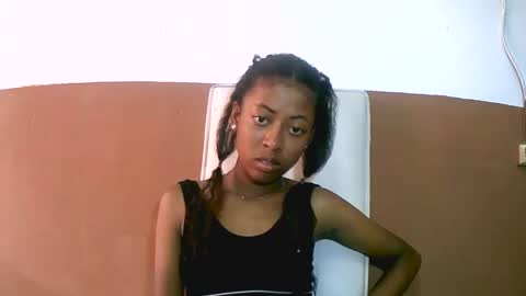 joliekah27 online show from February 11, 10:15 am