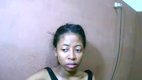 joliekah27 online show from March 4, 11:54 pm