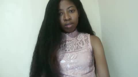 joliekah27 online show from April 2, 7:28 am