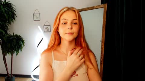 Polly  online show from January 26, 8:36 am