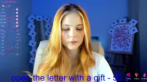 Polly  online show from February 12, 8:06 am