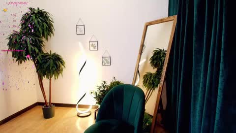 Polly  online show from February 27, 10:20 pm