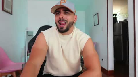 Snapshot of jon_bukowski chatting on July 17, 4:23 pm Jon online show from July 17, 4:23 pm