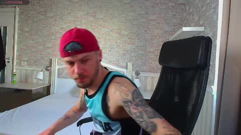 JonahShaw online show from May 25, 4:29 am