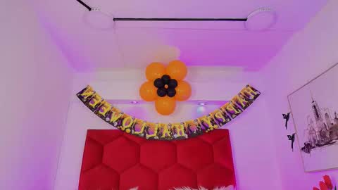 Jonas  online show from October 13, 12:49 pm