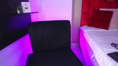 Jonas  online show from March 18, 4:37 am