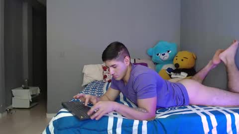 Snapshot of jonathancast08 chatting on January 20, 3:07 pm jonathancast08 online show from January 20, 3:07 pm