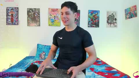 Instagram jonathanfit14 online show from March 11, 8:26 pm