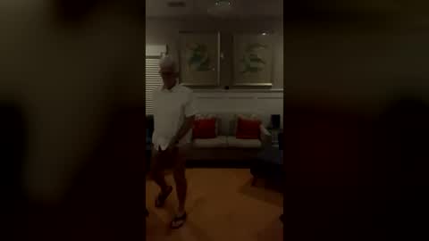 jonathanmandm online show from June 21, 6:38 am