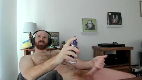 Snapshot of jonnlulz chatting on January 5, 10:08 pm Jon online show from January 5, 10:08 pm